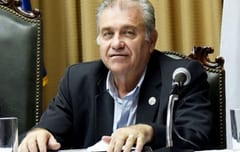 Senabico recibe 15 bienes más de González Daher