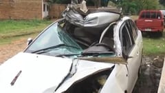 Un policía chocó contra un camión, una peluquería, un taller y tres motos en San Antonio