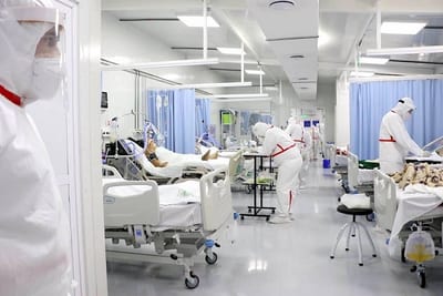 Ocho de cada 10 internados por Covid-19 no están vacunados, afirman