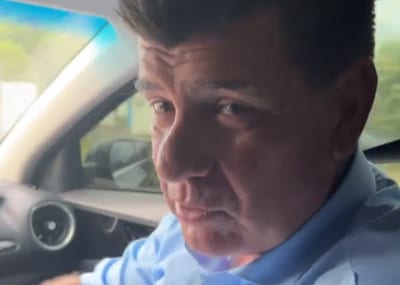 Efraín sufre percance aéreo y recuerdan a Lino en redes 