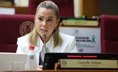 Contraloría examinará bienes de senadora Lizarella Valiente por omisión