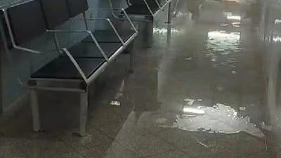 Supuesto sabotaje en IPS Central inunda piso y obliga a reprogramar cirugías