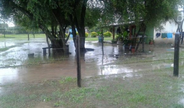 Caminos y comunidades bajo agua en el Chaco