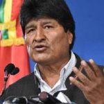 Atacan vehículo de Evo Morales en Bolivia: 18 disparos recibidos