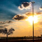 Martes cálido con lluvias dispersas en el este del país, según Meteorología