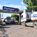 Intendente exige cierre inmediato de planta Petropar en Villa Elisa