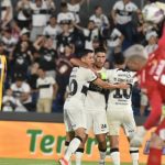 Olimpia da vuelta un partidazo y se afianza en la cima del Clausura