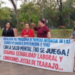 Psicólogos del MEC protestan exigiendo estabilidad laboral y mejoras