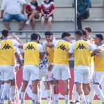 Nacional vence y se acerca a la cima del torneo