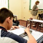 Prohibición de exámenes por mora: sanciones a colegios privados