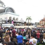 Lluvias no frenan la multitudinaria Misa Central en Caacupé