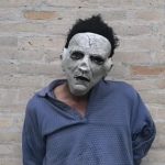 Con máscara de Michael Myers intentó robar moto en Ñemby