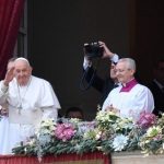 Papa Francisco llama a un alto al fuego global en Navidad