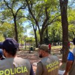 Municipalidad despeja plaza Uruguaya tras ocupación indígena