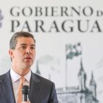 Santiago Peña promulga Ley de Mipymes para impulsar el sector