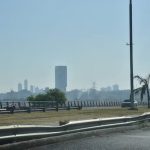 Humo y focos de calor persisten en la Costanera de Asunción